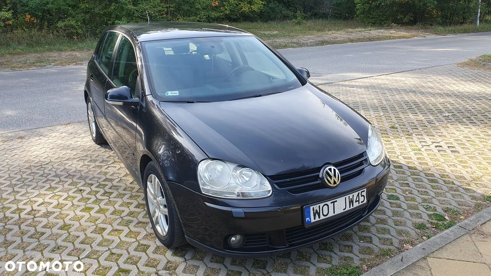 Volkswagen Golf - 5