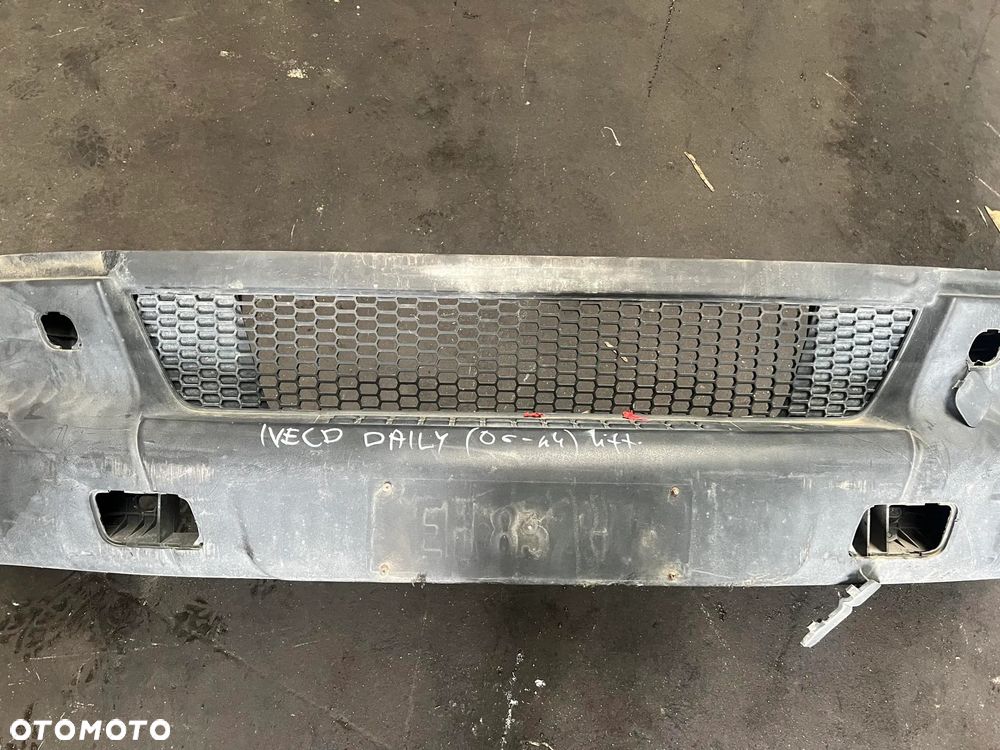 Maska, zderzak, lampa 2x, wzmocnienie, grill Iveco Daily 06-14r. Po lifcie !! - 3