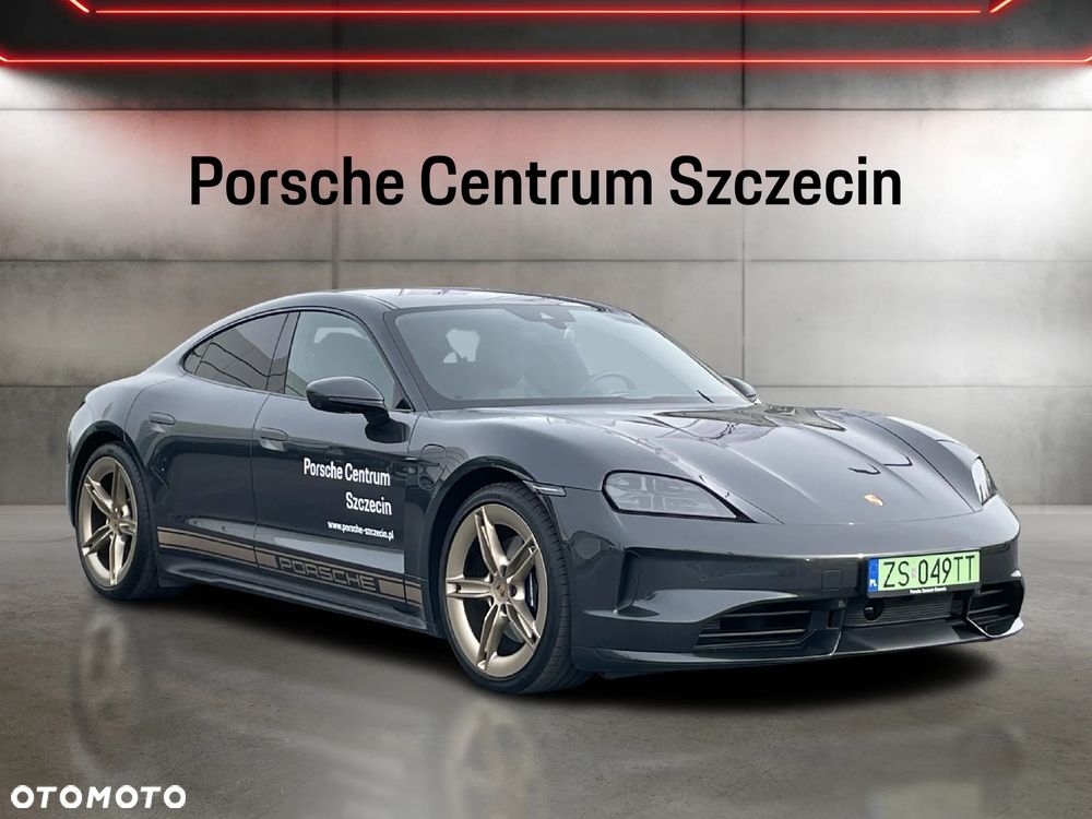 Porsche Taycan 105kWh 4S Performance Plus - 8