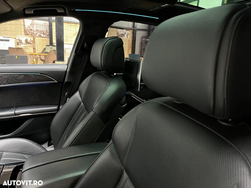 AUDI A8 2021 — imagine 33
