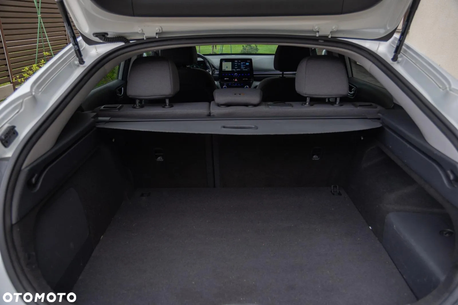 Hyundai IONIQ Plug-in-Hybrid 1.6 GDI Premium - 17