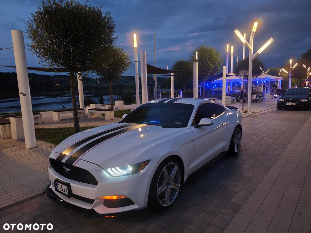 Ford Mustang 2.3 EcoBoost - 1