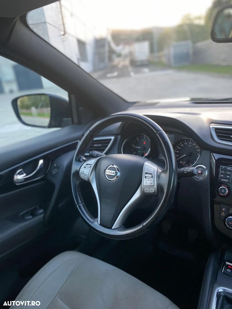 Nissan Qashqai 1.6 DCI 4 x 4 DPF Start/Stop tekna - 20