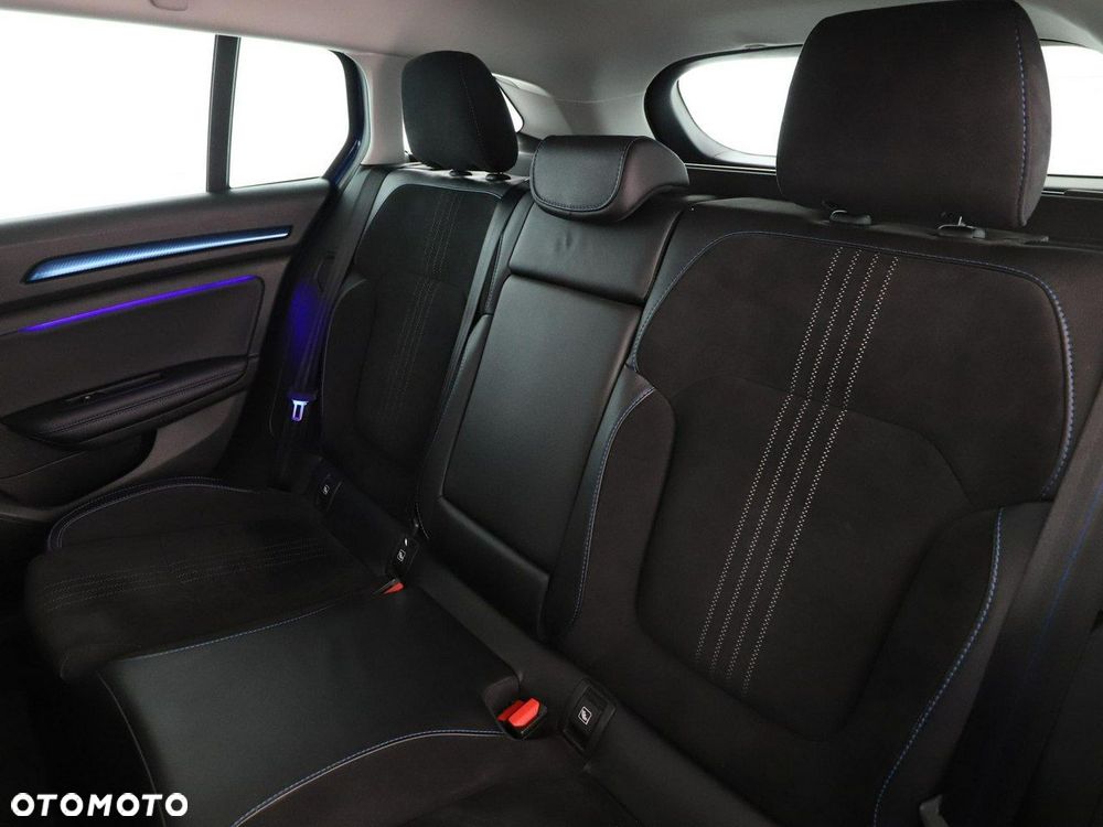 Renault Megane ENERGY TCe 205 EDC GT - 18