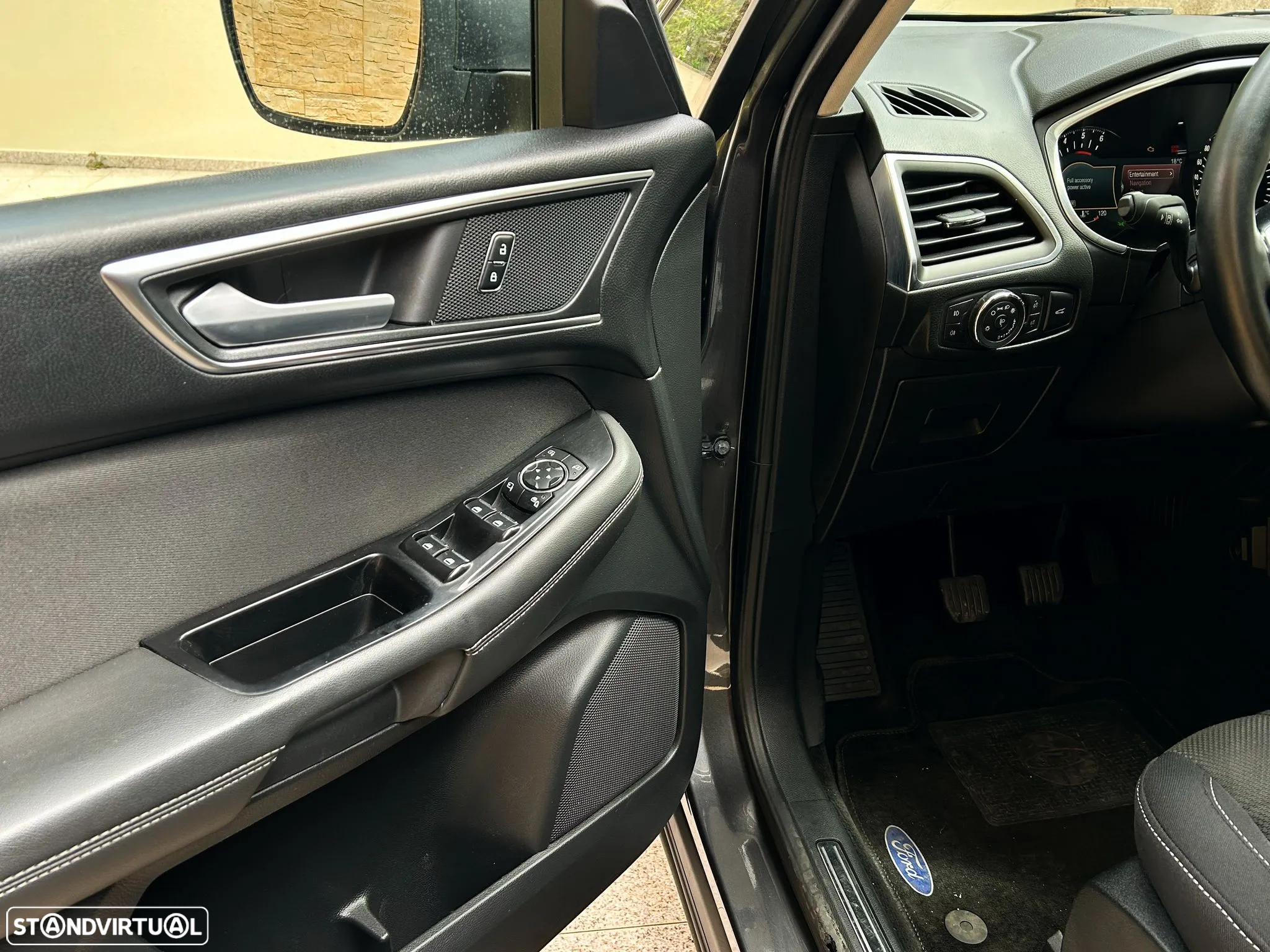Ford S-Max 2.0 TDCi Titanium AWD - 24