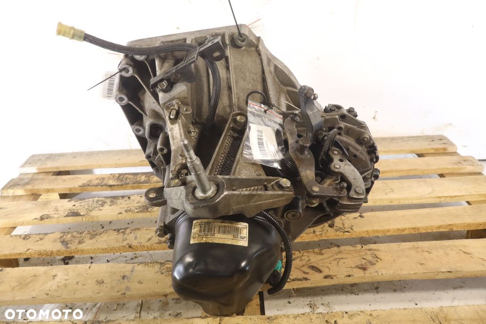 SKRZYNIA BIEGÓW 5 BIEGOWA DACIA DOKKER LIFT 1.6 JR5076S - 2