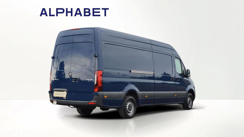 Mercedes-Benz Sprinter - 5