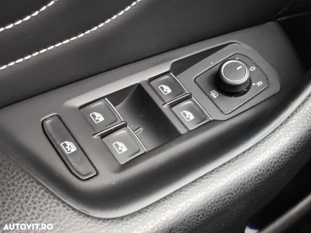 Volkswagen Passat 2.0 TDI DSG Comfortline - 29