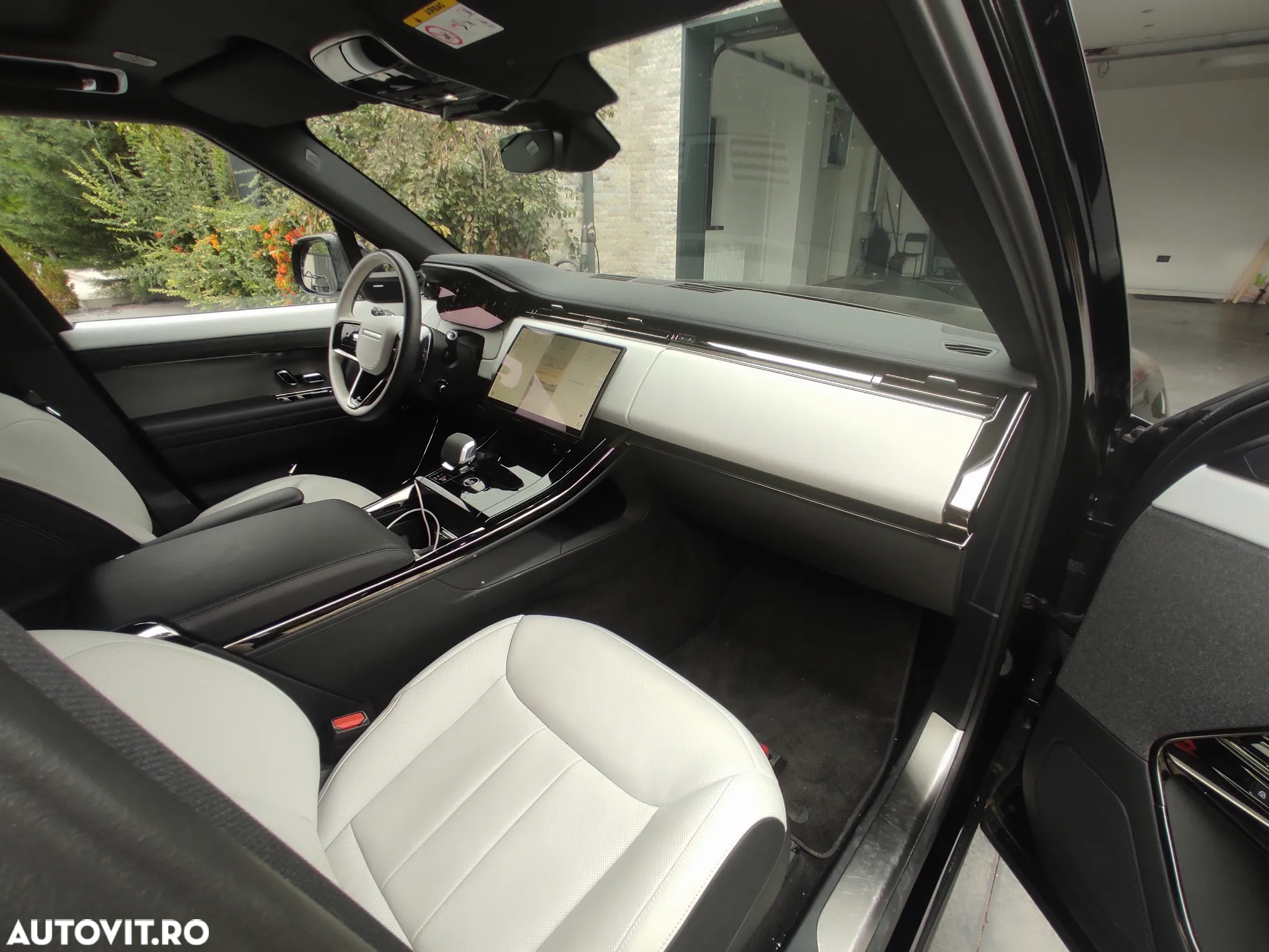 Land Rover Range Rover Sport 3.0 I6 D250 MHEV Dynamic SE - 9