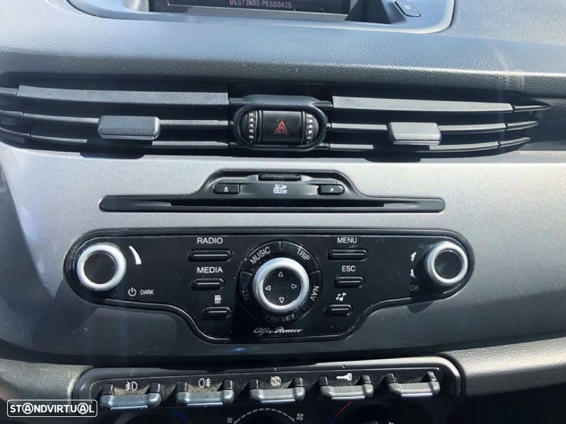 Alfa Romeo Giulietta 1.6 JTDM Exclusive - 19