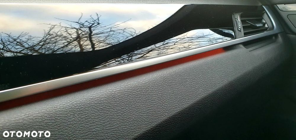 BMW X1 sDrive18d M Sport - 8