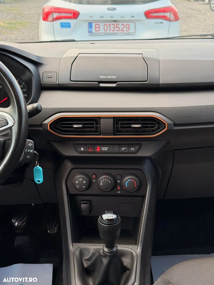 Dacia Sandero Stepway TCe 90 MT6 Essential - 9
