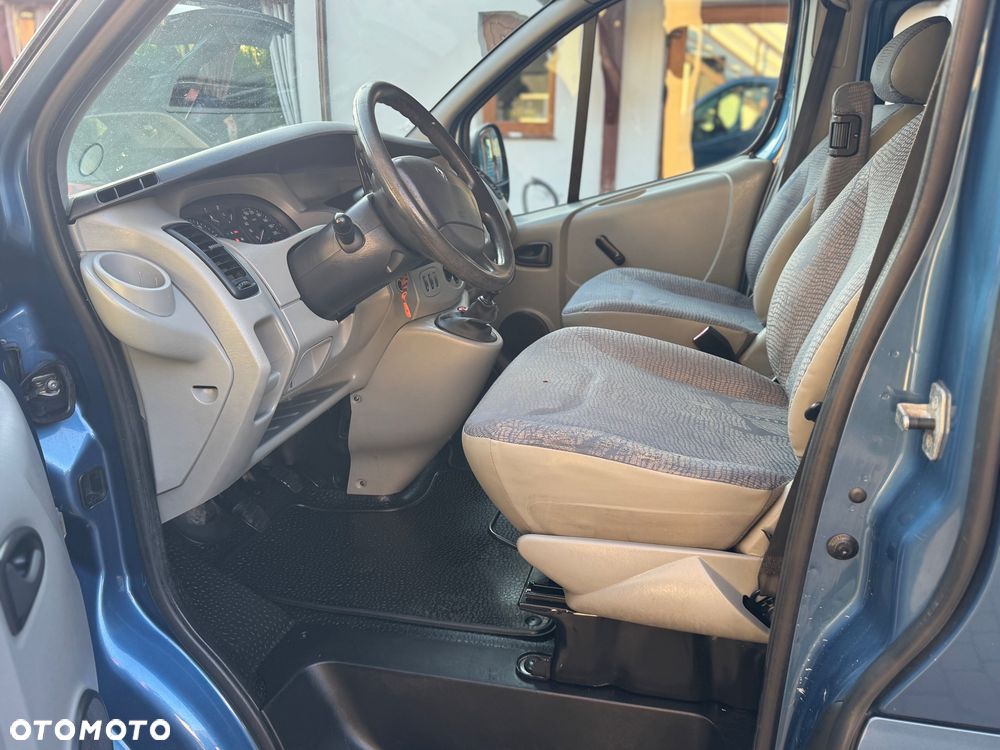 Renault Trafic - 10
