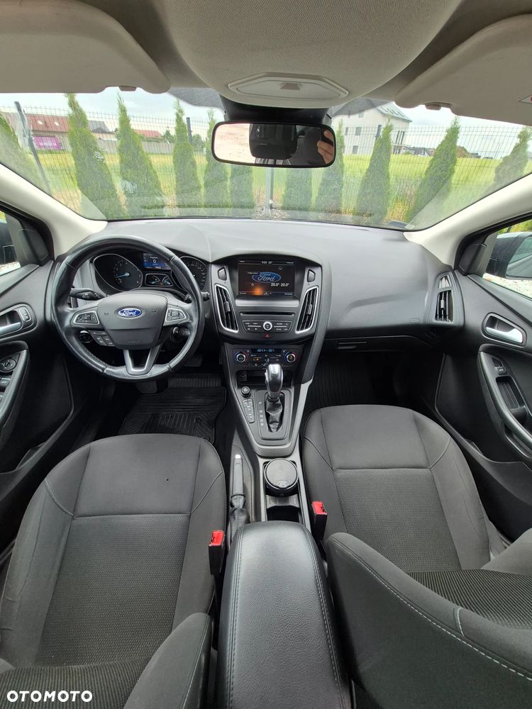 Ford Focus - 31