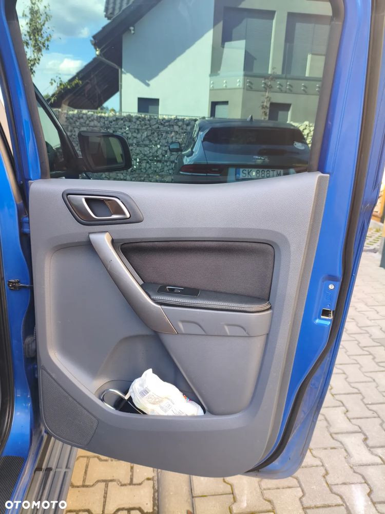 Ford Ranger 2.2 TDCi 4x4 DC XLT - 24