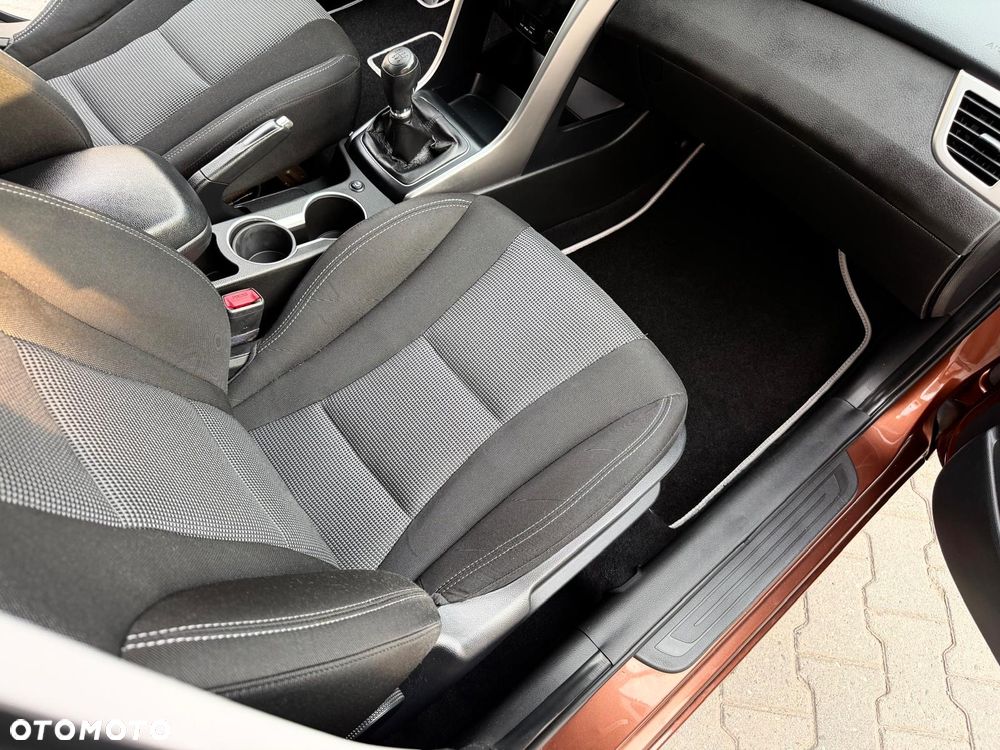 Hyundai i30 - 15