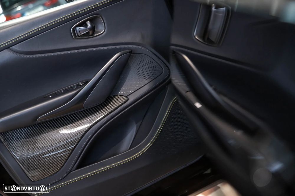 Aston Martin DBX 707 - 14
