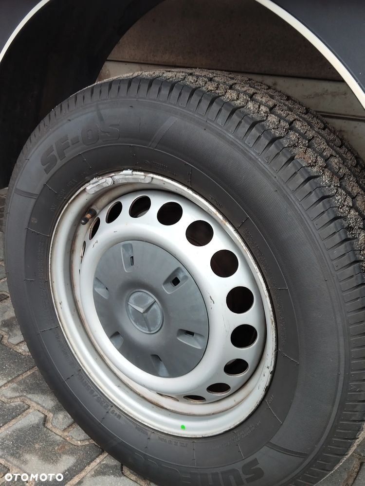 Mercedes-Benz Sprinter - 15