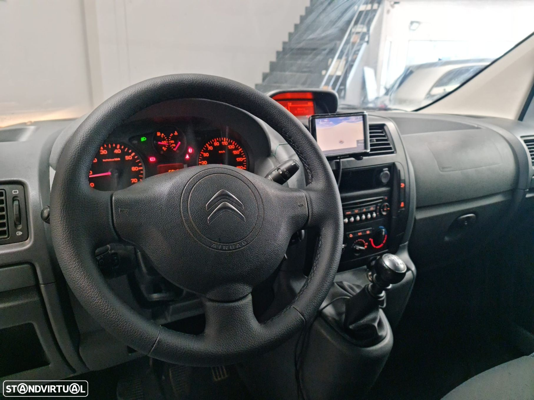 Citroën Jumpy Outro - 19