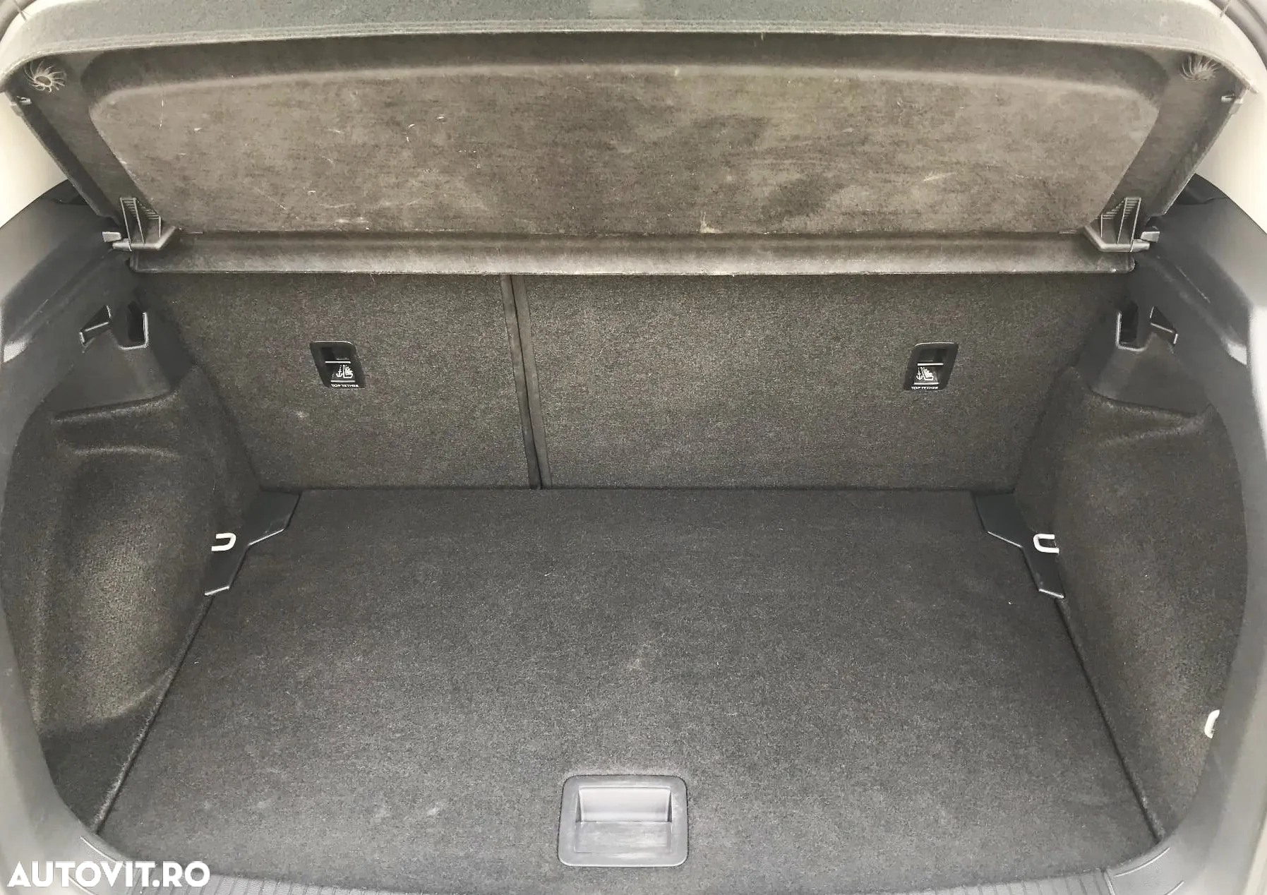 Volkswagen T-Cross 1.0 TSI DSG Life - 37