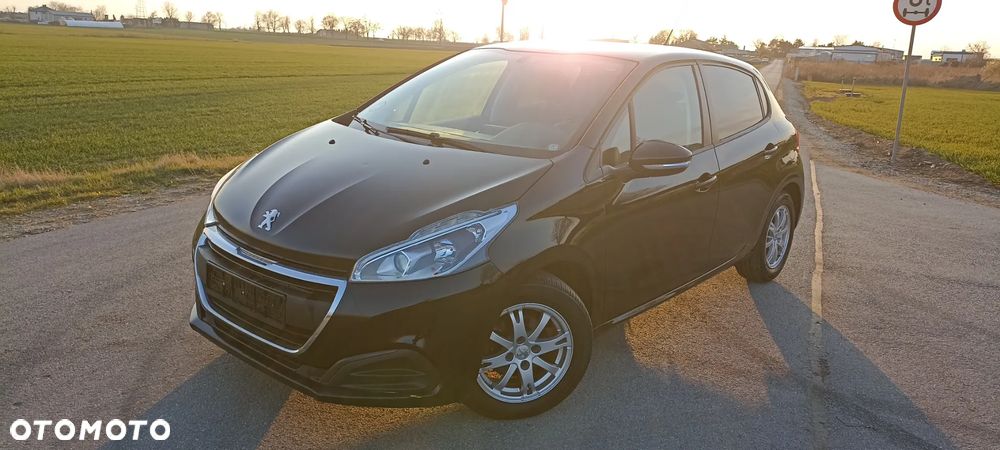 Peugeot 208 1.2 VTi Style - 4
