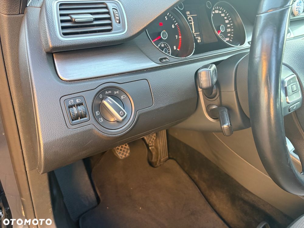 Volkswagen Passat 1.4 TSI Highline - 21