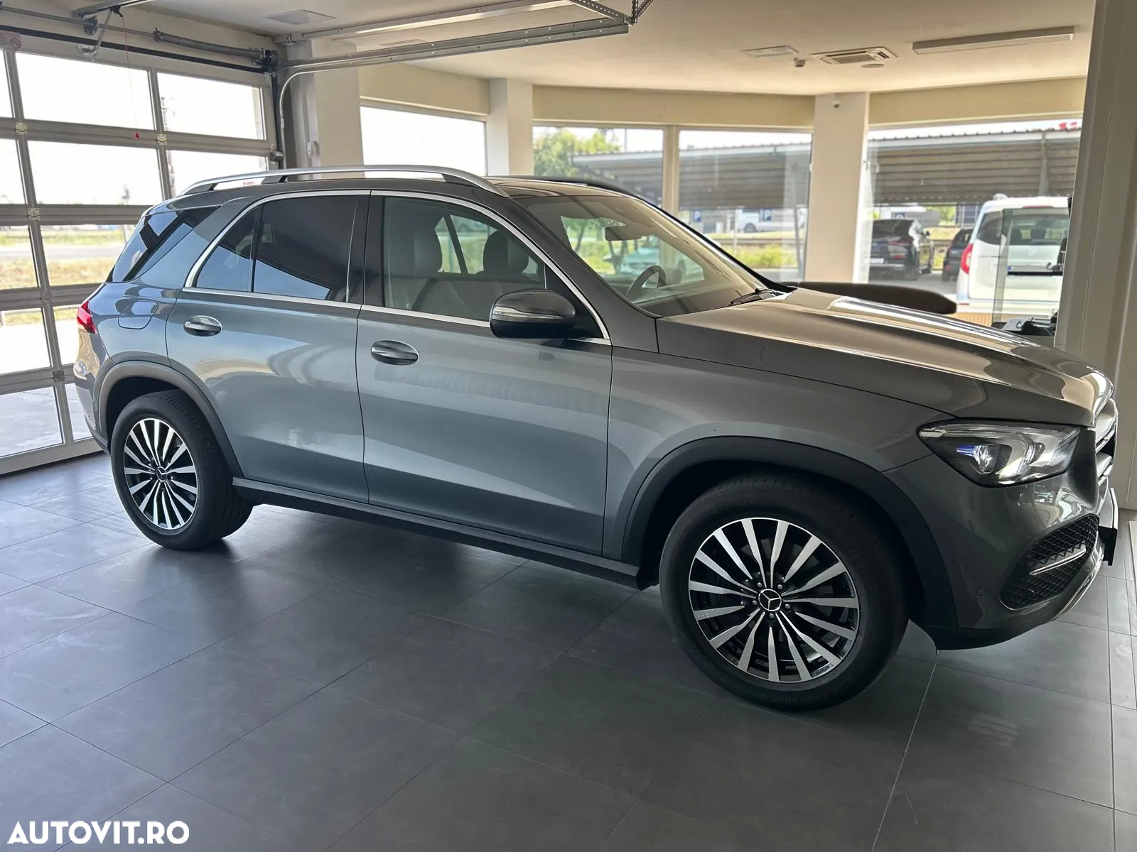 Mercedes-Benz GLE 350 d 4Matic 9G-TRONIC AMG Line - 4