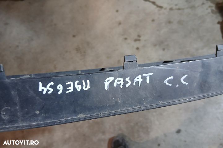 Grila bara fata centru 3C8853677 3C8853677 Volkswagen VW Passat CC 1 - 3