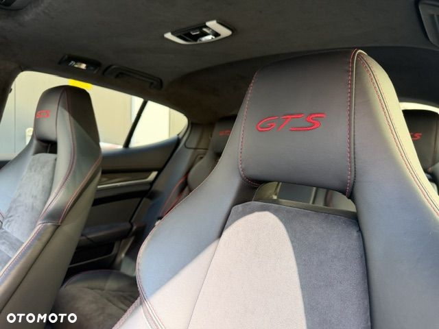 Porsche Panamera - 11