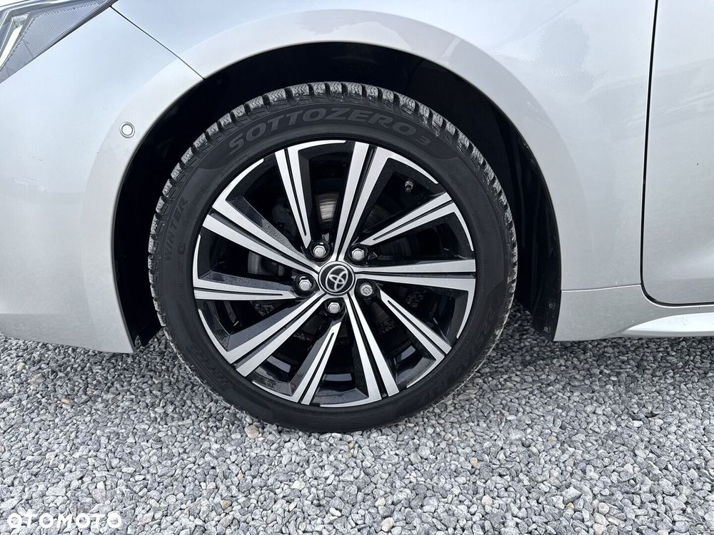 Toyota Corolla - 17
