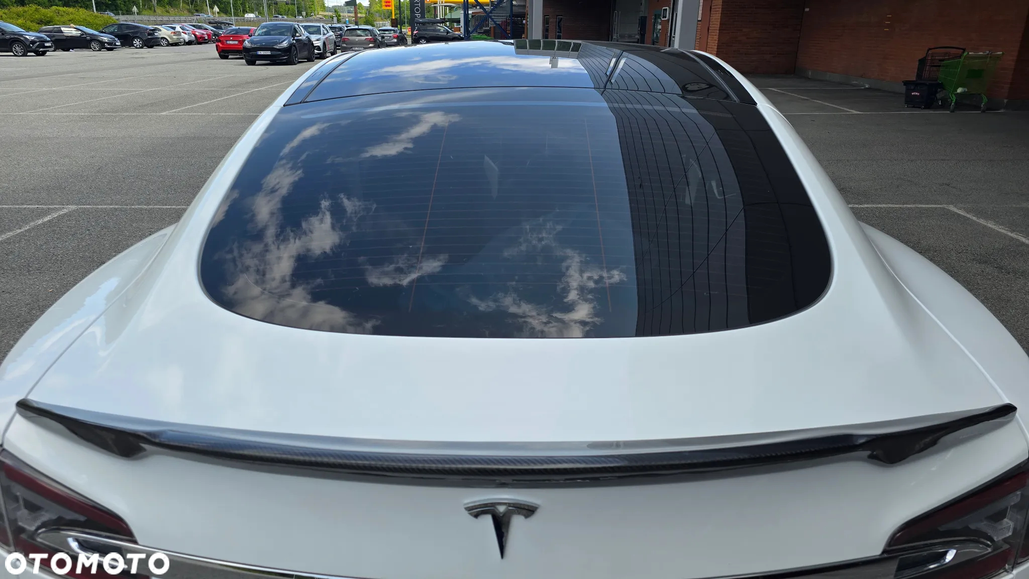Tesla Model S Performance - 13