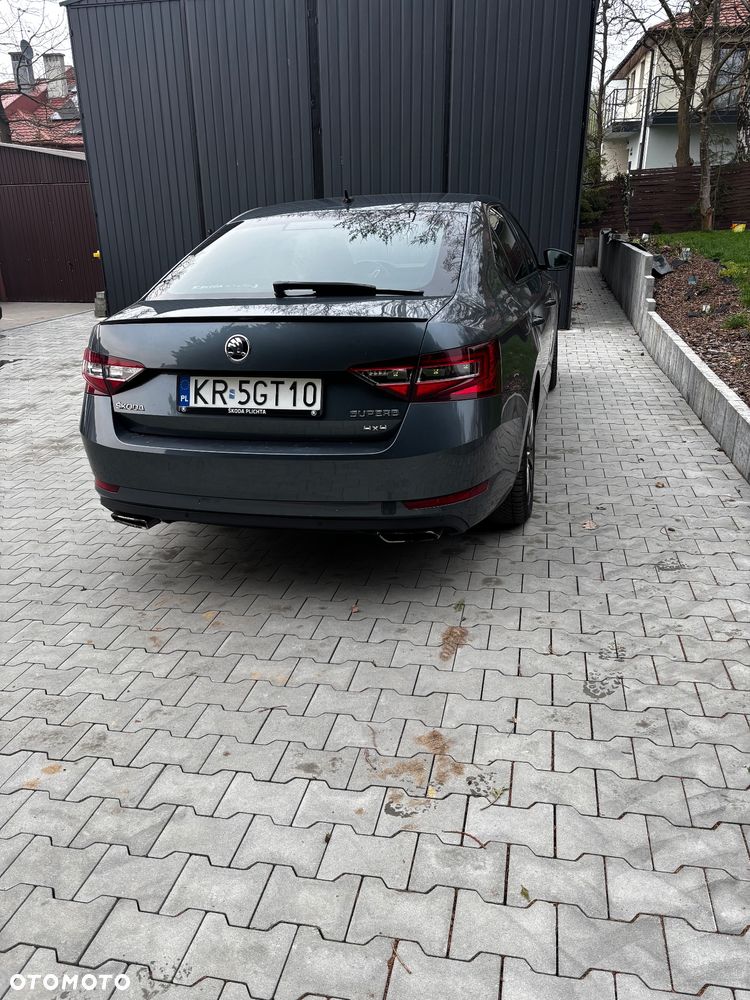 Skoda Superb 2.0 TSI 4x4 Sportline DSG - 4