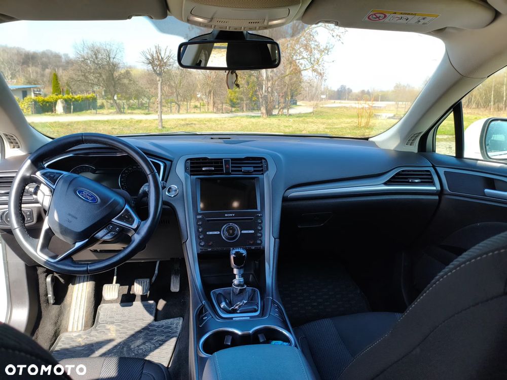 Ford Mondeo 2.0 TDCi STart-Stopp Titanium - 12