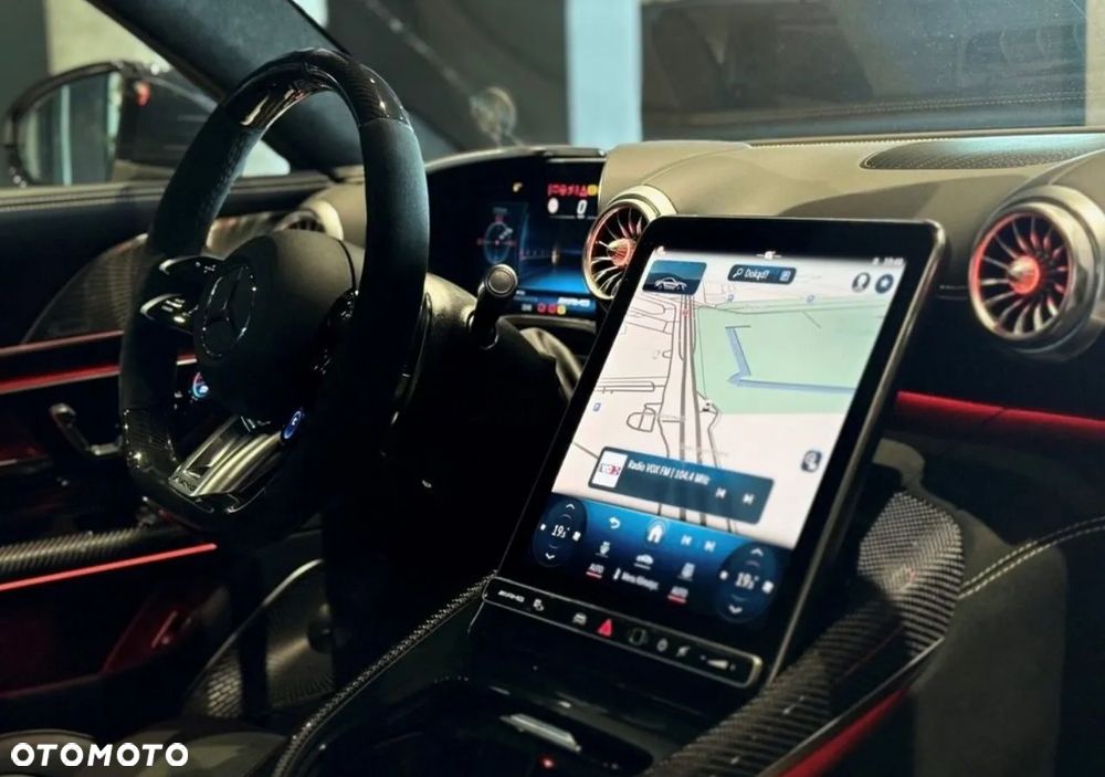 Mercedes-Benz AMG GT - 13