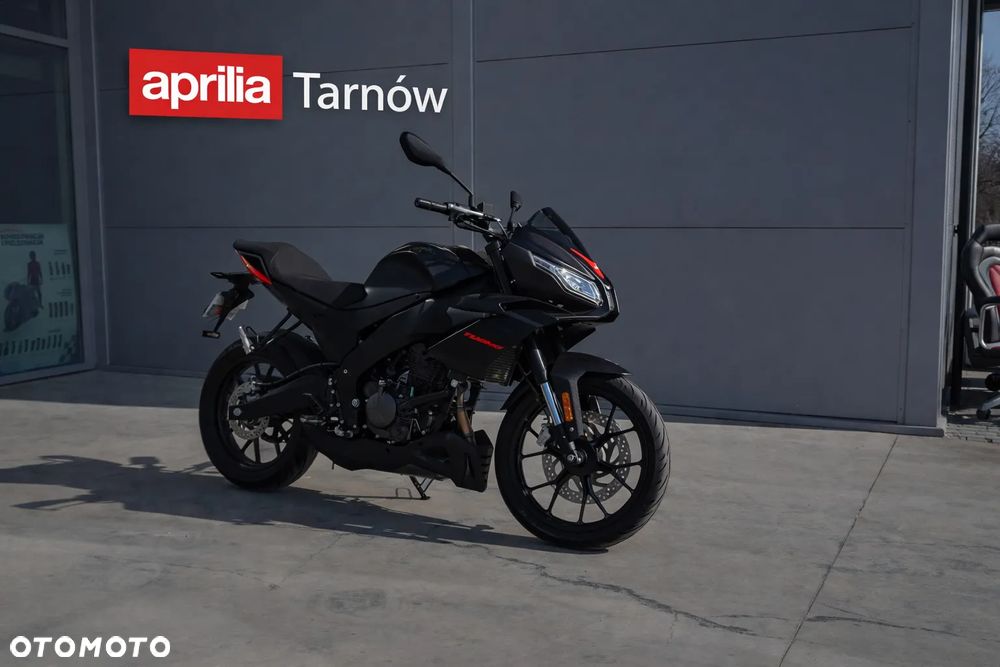 Aprilia Tuono - 1