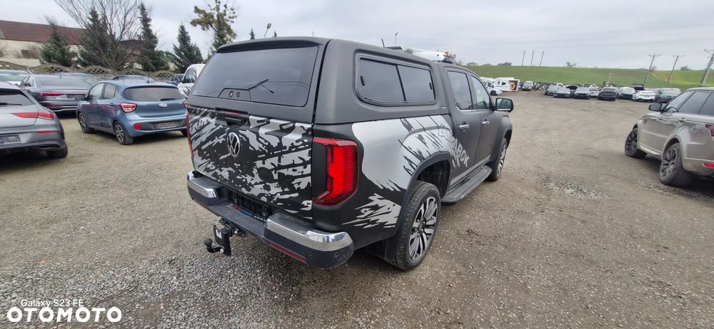 Volkswagen Amarok 3.0 V6 TDi 4MOTION Aventura - 3