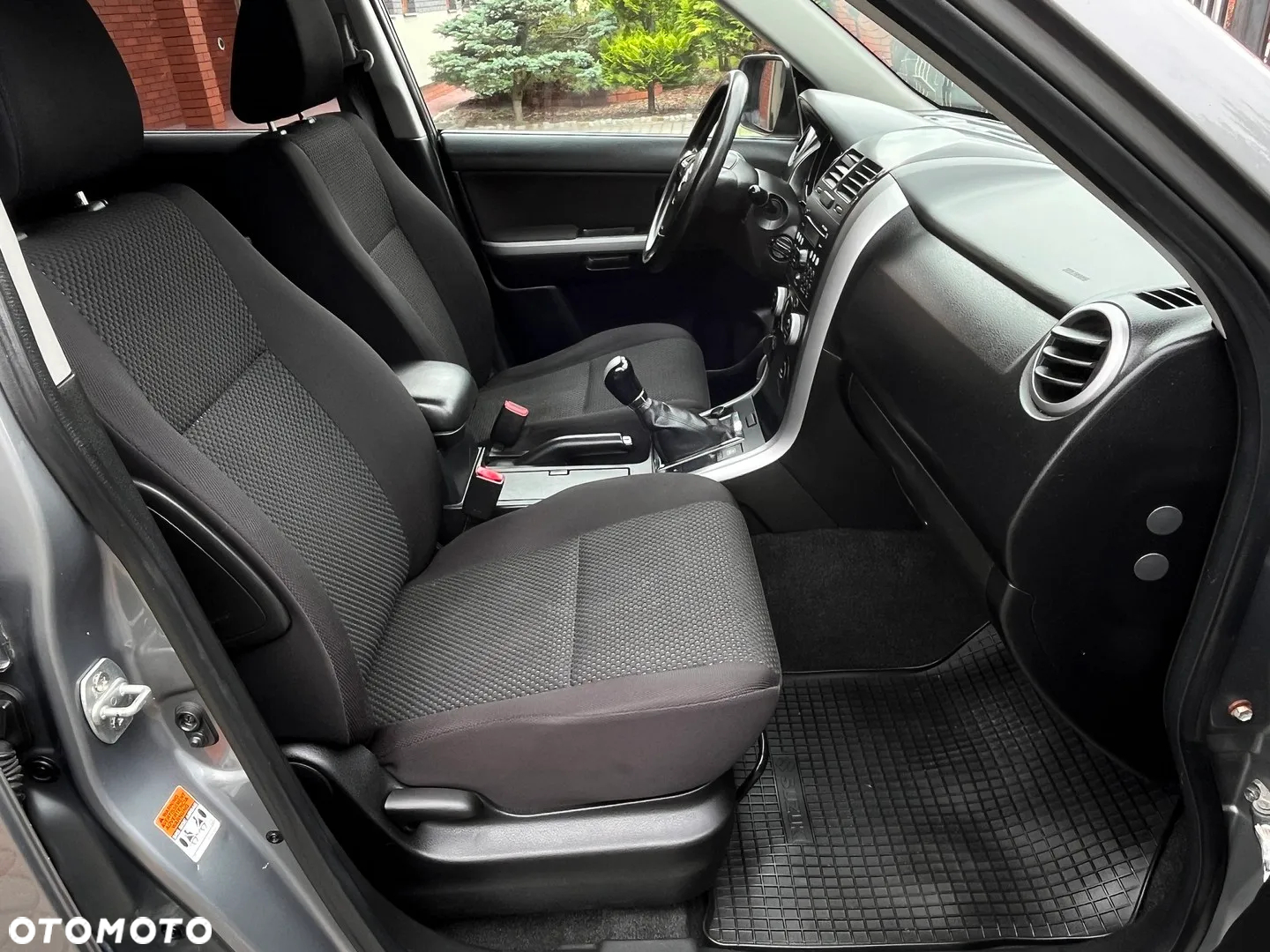 Suzuki Grand Vitara 1.9 DDiS Premium - 18