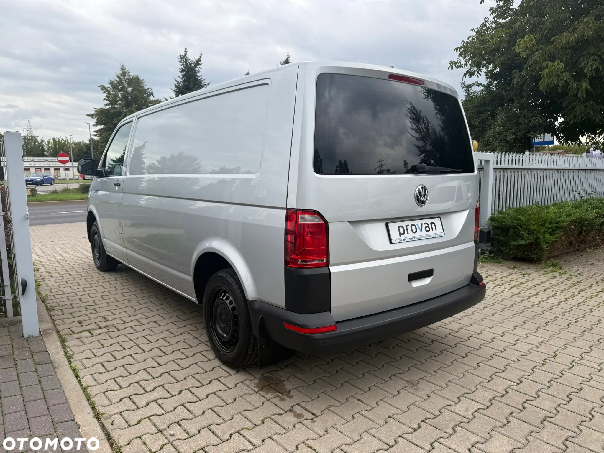 Volkswagen TRANSPORTER 2,0 TDI 102KM L2 DŁUGI NAWIGACJA / KLIMATYZACJA - 13