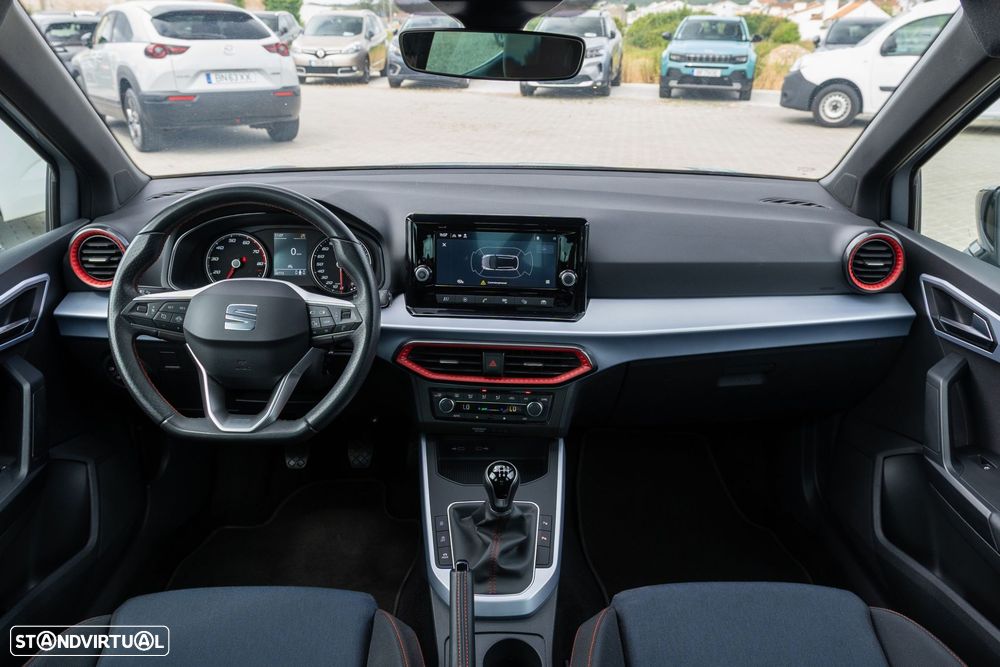 SEAT Arona 1.0 TSI FR - 19