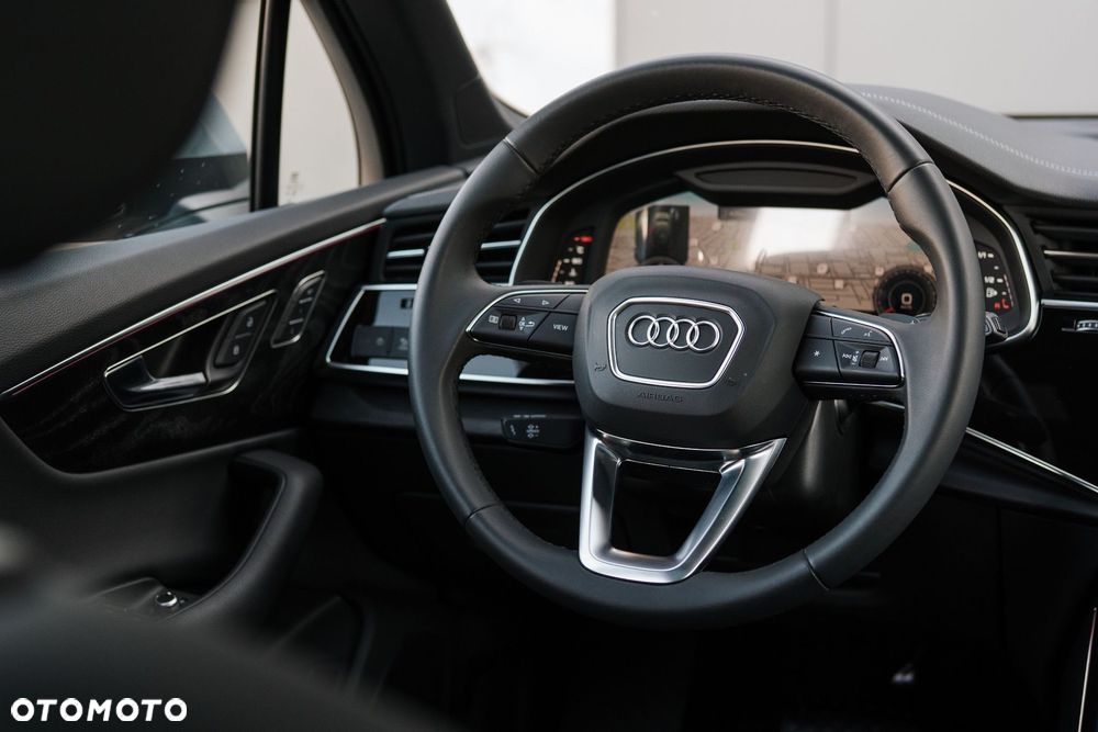 Audi Q7 55 TFSI quattro tiptronic S line - 32