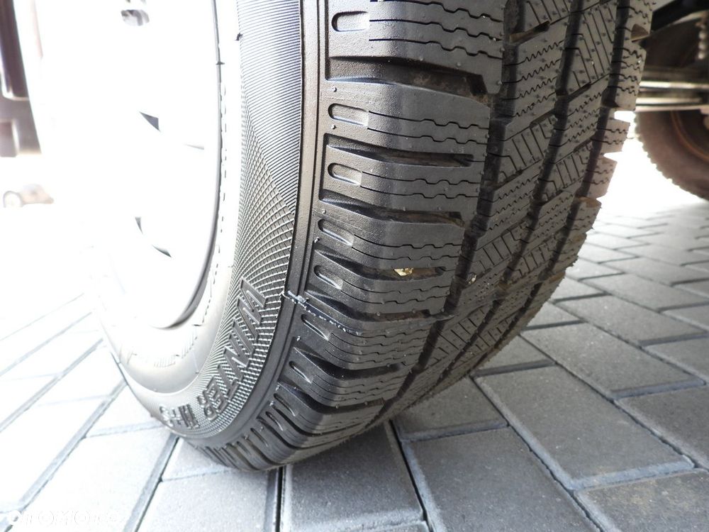 Renault MASTER  KONTENER WINDA 8 PALET TEMPOMAT LEDY KLIMATYZACJA  165KM - 26