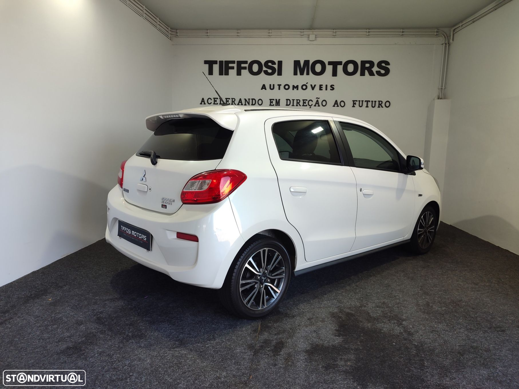 Mitsubishi Space Star 1.2 Intense - 6