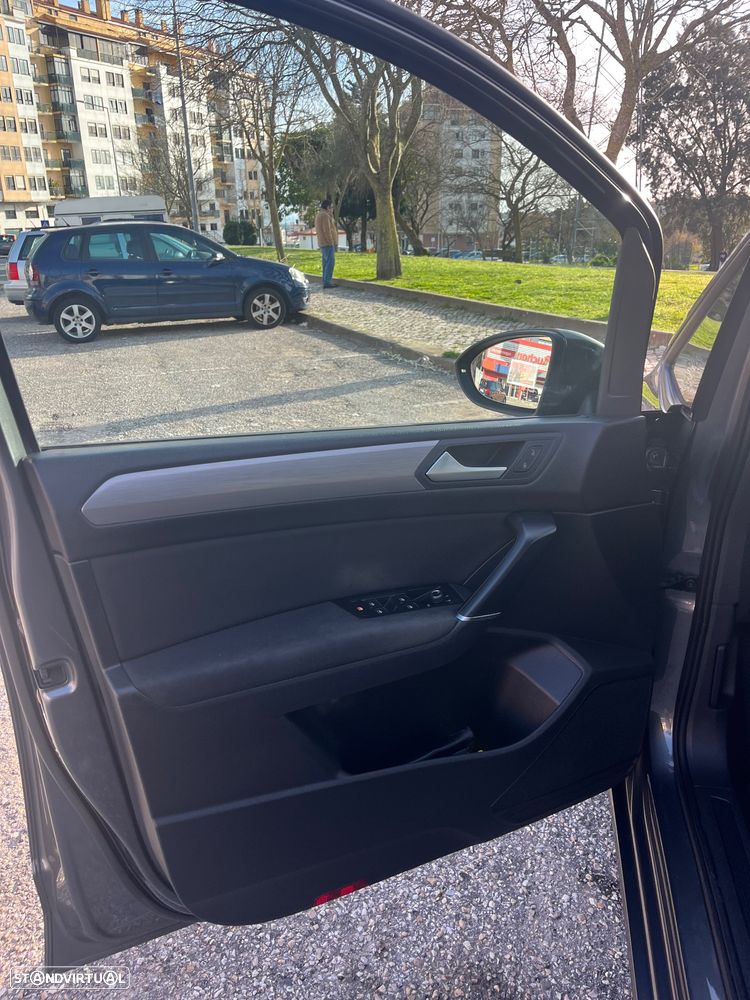 VW Touran 1.6 TDI Confortline - 13