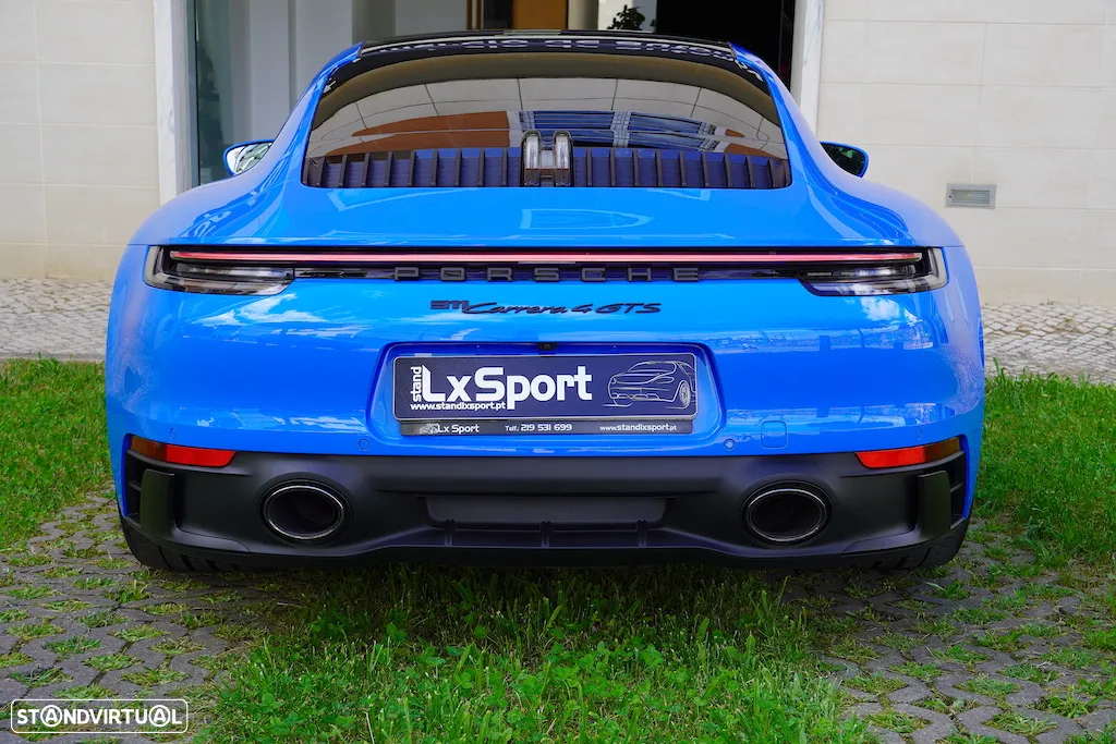 Porsche 911 (992) Carrera 4 GTS PDK - 16