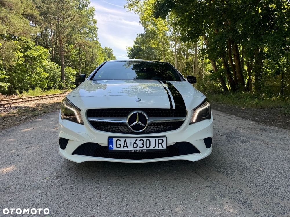 Mercedes-Benz CLA 200 7G-DCT - 4