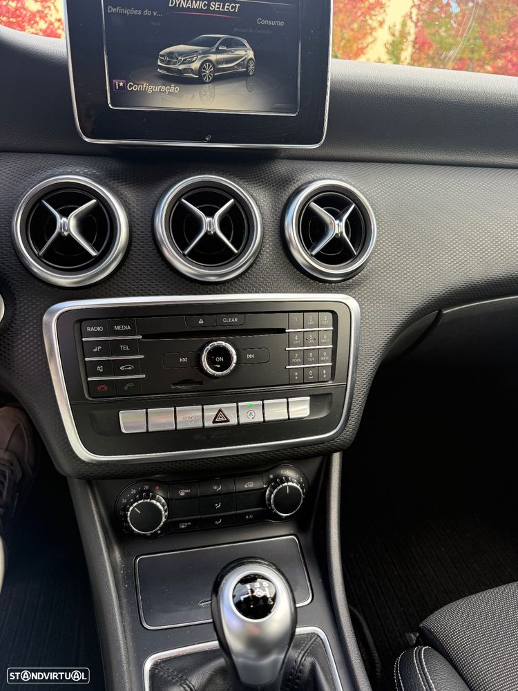 Mercedes-Benz A 160 - 25