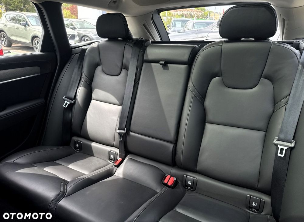 Volvo V90 - 29