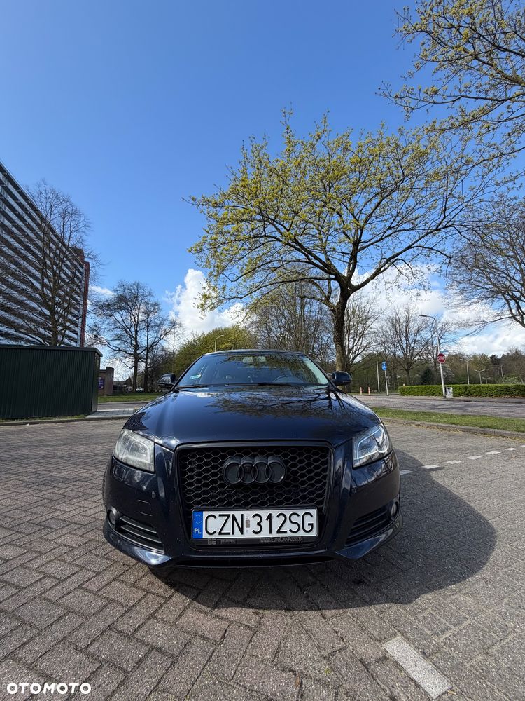 Audi A3 Sportback - 2