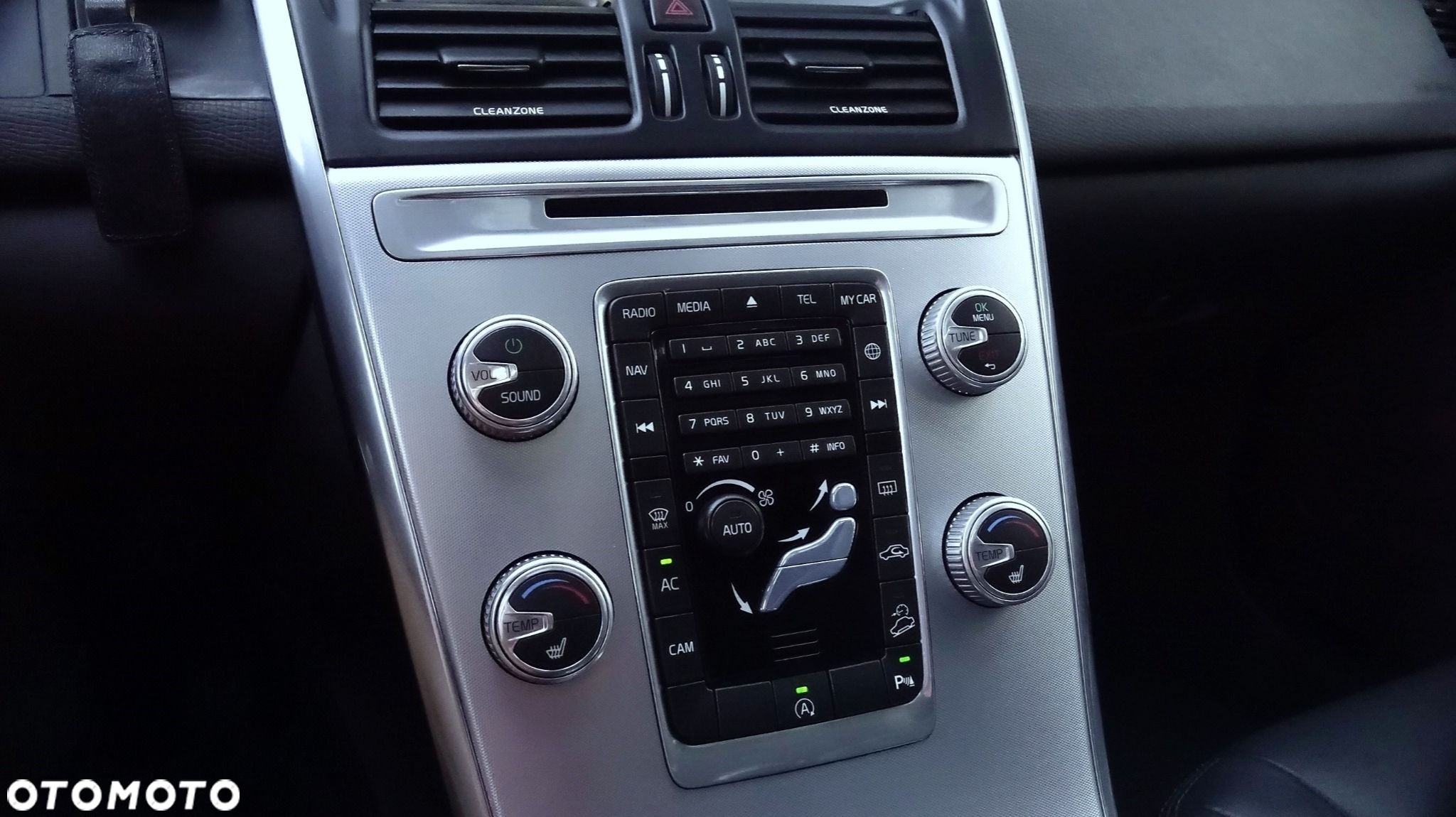 Volvo XC 60 - 38