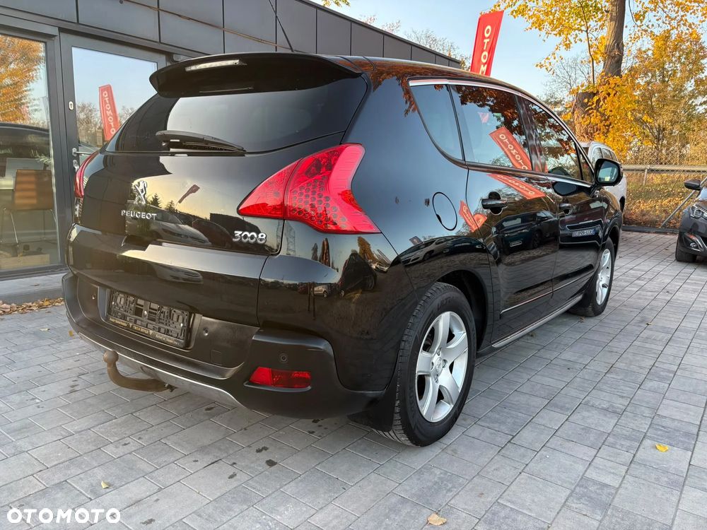 Peugeot 3008 Hybrid4 - 6